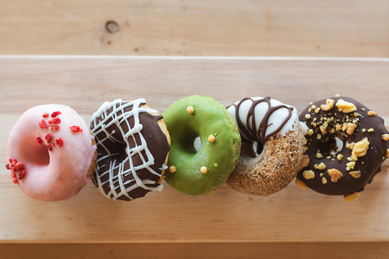 ドーナツアソート デコレーション／ベリーベリー・マイルドチョコチェック・W抹茶・ミルクティー・ダークチョコクランチ