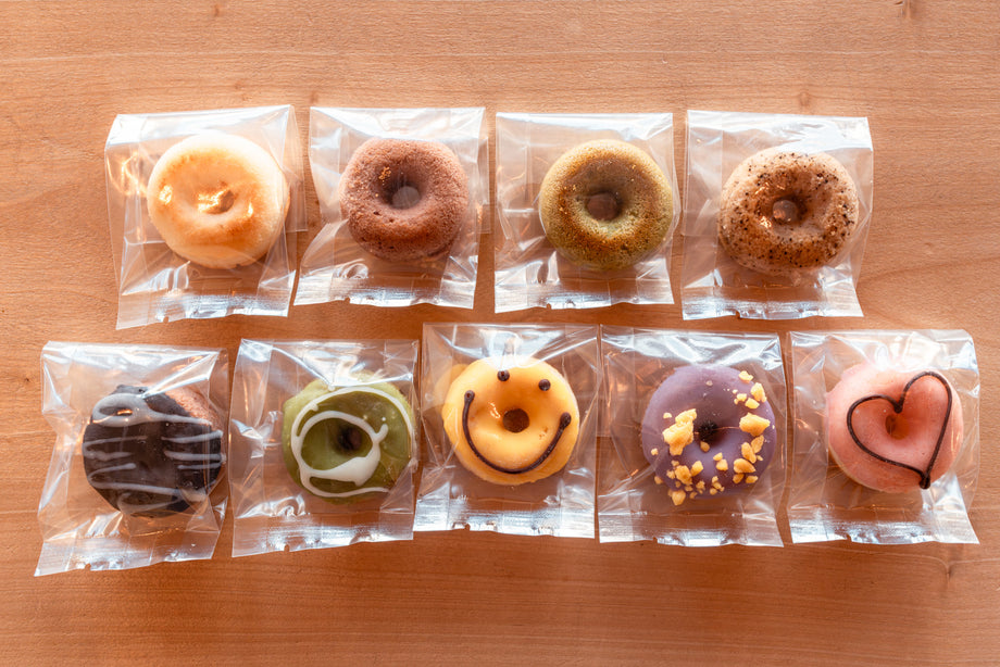 ミニドーナツセット [笑-emi] 27個入ギフトBOX – minaCorale（みなこら